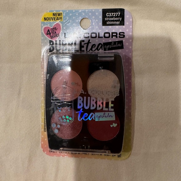 L.A. Colors Bubble Tea Strawberry Shimmer Quad Eyeshadow Palette - Picture 3 of 4